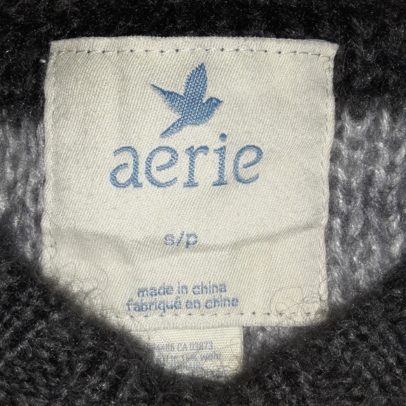 Aerie black/grey sweater size small - Picture 2 of 3